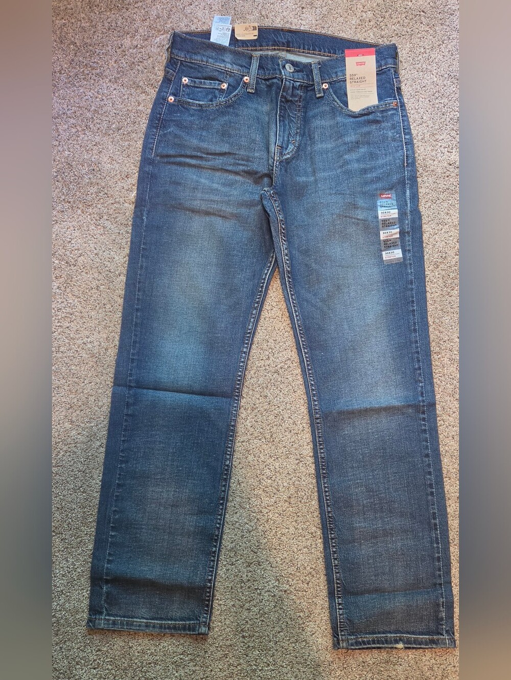 Men's 30X30 Levi's Relaxed Straight Stretch Jeans in Medium Blue